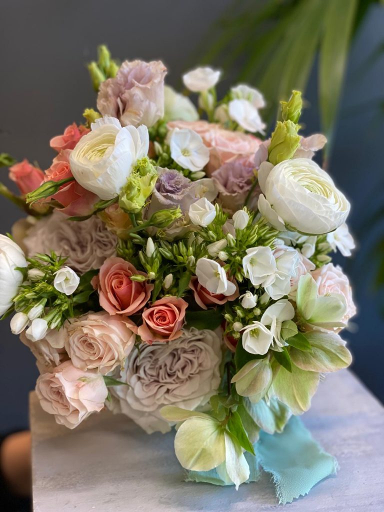 ramos de novia de flor natural, ramos de novia bonitos, ramo de novia colorido, ramos de novia especiales, ramos de novia personalizados